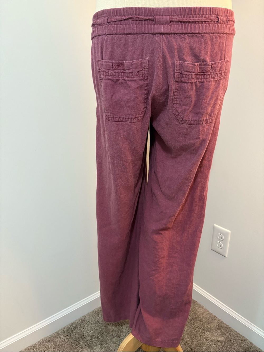 Relaxed Drawstring Pants - Picture 7 of 11